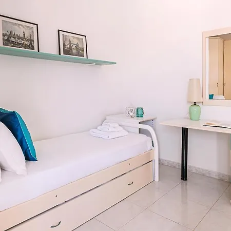 Boutique House Apartment *