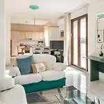 Boutique House *